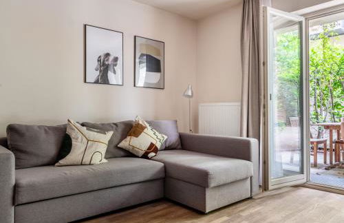 Schoenhouse Berlin City Street - Foto 82