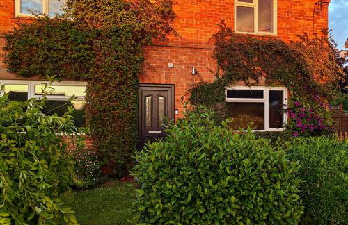 King Arthur's Rest House, Hot Tub & Garden Sleeps 10 - Foto 35