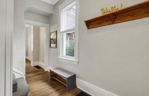 5BDRM GEM with Arcade - Mt Wash - Foto 26