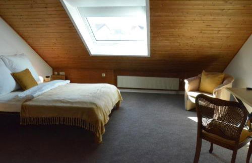 Zentrales und ruhiges Reiheneckhaus, 4,5 Zimmer - Foto 5