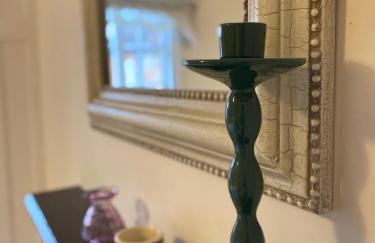 Historic Cottage in Heart of Farnham nr the Castle - Photo 31