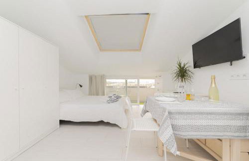 Buhardilla con terraza acogedora - Foto 9