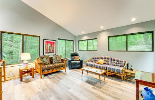 Walk to Semi-Private Beach Lake Michigan Getaway - Foto 11