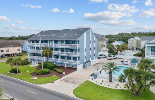 Newly Renovated Condo with Beach access steps away - Foto 45