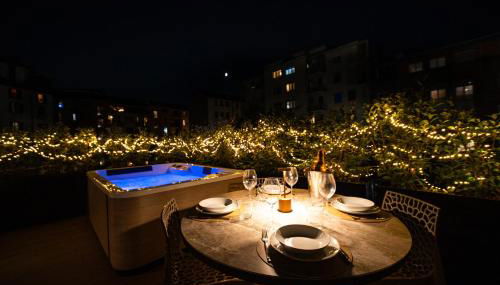 Modigliani Terrace Jacuzzi Golden House - Foto 3