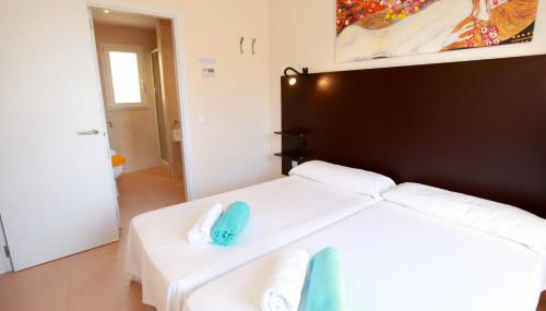 Residence Club Deluxe - Photo 4