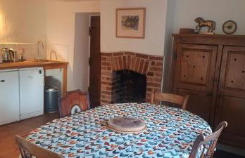 The Cottage - Photo 14