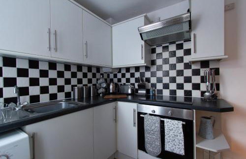 William House - Photo 12