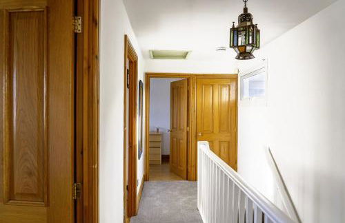 Stylish 3-Bed Home with Garden, Pet Friendly - Foto 25