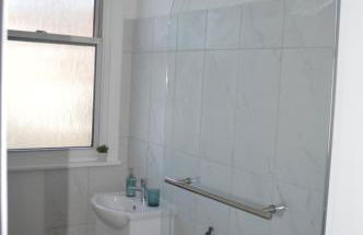 Two Bedroom Apartment in London - Foto 9