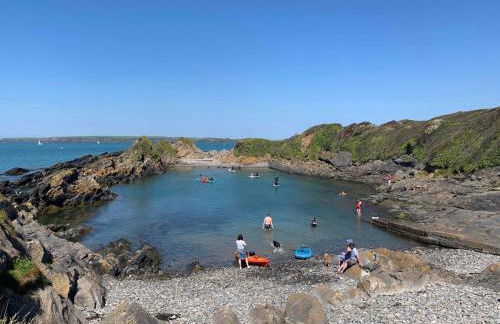 Family-friendly cottage - walk to stunning beach - Foto 19