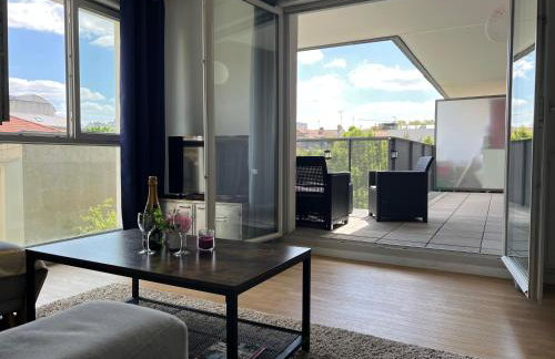 Lumière Parisienne Spacious 2BR Apartment with Terrace Free Parking Near Metro Line 13 - Foto 3