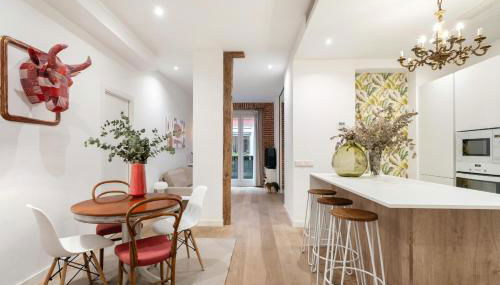 The Velarde Business Suite Super Luxury 2BR Apartment Optimized for Remote Work - Foto 1