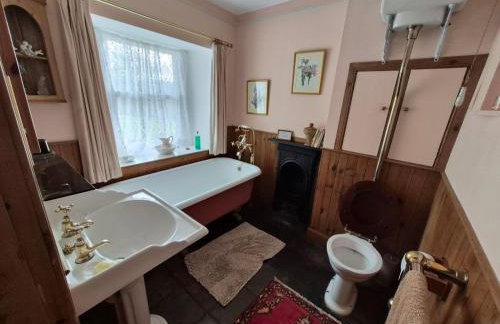 Kilfinichen Church - Photo 2