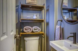 Modern Beach Bungalow, Firepit, Foosball, Hot tub, IN Dunes Natl Park - Foto 13