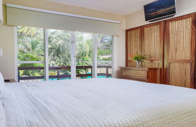 Big private home with pool in Surfside - a short walk from the beach - Photo 8