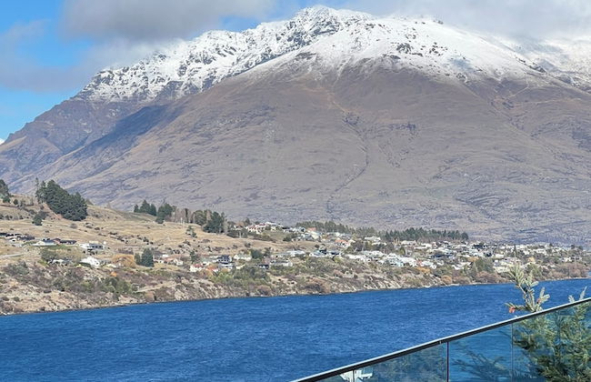 Stunning Lakeview QT Holiday House - Foto 24