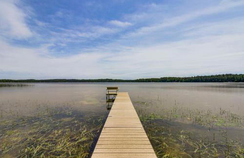 Short Drive to Itasca State Park - Waterfront Home - Foto 43