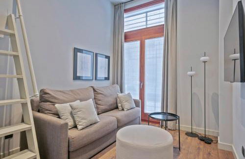 Uma Suites Barceloneta Beach - Photo 12