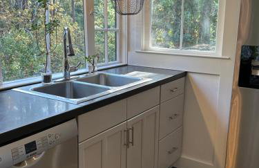 Mill Valley Outpost - Foto 11