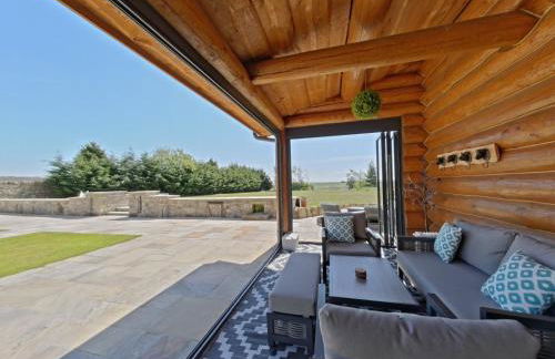 The Estate, Luxury Spacious Family Stay with 3 Hot Tubs, Scenic Views Sleeps 16 near Durham & Bishop Auckland - Foto 17