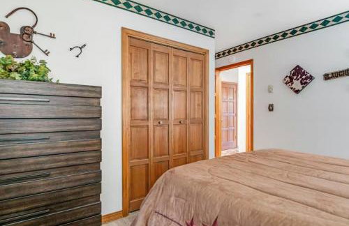 Mountain Condo w Views, Balconies and Fireplace - Foto 19