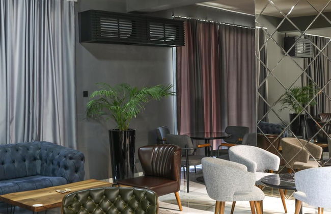 Sky Roof Hotel - Foto 21