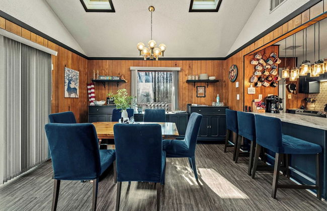 Mountain Magic by Avantstay Firepit + Game Room - Pool Table, Foosball - Foto 11