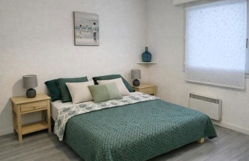 Centre ville de Sarzeau, appartement au calme avec jardinet et parking privé - Foto 3