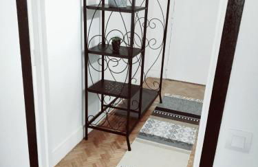 Le Parisien T1Antony-Berny by Beds4Wanderlust - 35m2 avec Balcon - Aéroport Orly 5miles - Train Station RER B ORLYVAL 1mile - Foto 16