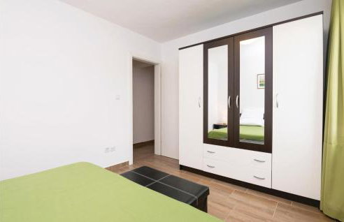 Beautiful Apartment In Sukosan - Foto 27