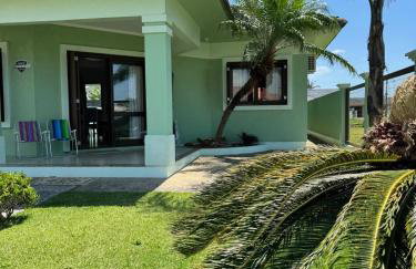 Excelente CASA 2 quadras do mar - Foto 5