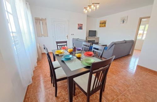 Magnificent villa: 2 private pools, BBQ, garden & parking. 13 per. In Padul - Foto 12