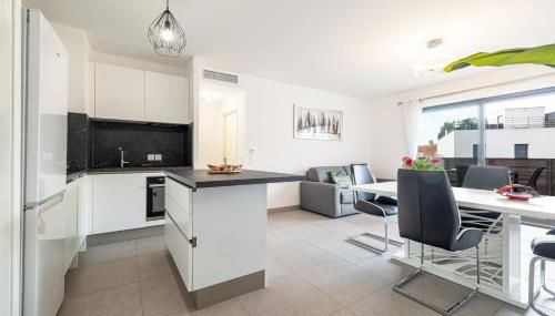 Bienvenue-PARKING-Clim-Centre - Foto 4, stove