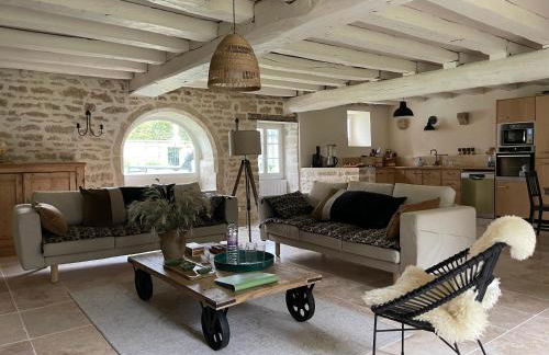 La Closerie de Gigny Maison Templiere avec Piscine,jacuzzi - Foto 4