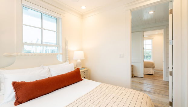 Marlin by Avantstay Beachfront Mansion w/ 10 Bdrs & Multiple Living Spaces & Kitchens! - Foto 5, Habitación