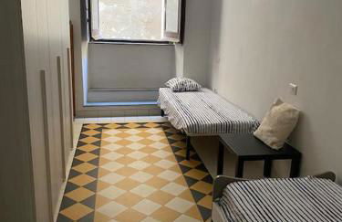 Casa Leonardo, a panoramic view of Cagliari with free car parking - Foto 6