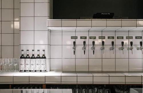 Converted Bar & Chinese Takeaway - Foto 13