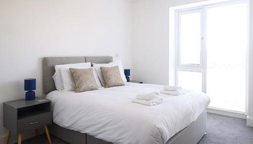 Modern 2 bed close to Bicester Village, Parking - Foto 3, Other