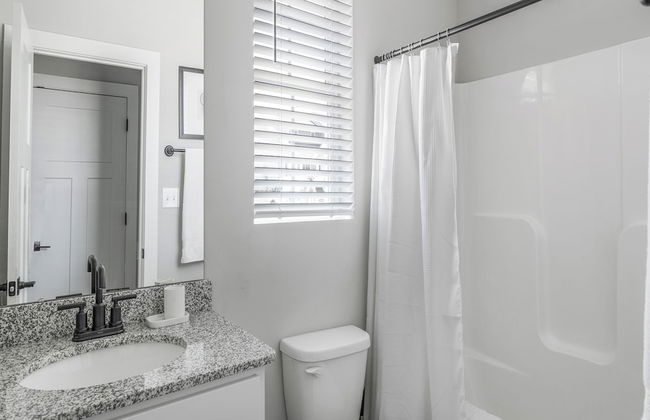 Landing Apartments Huntsville - Photo 17