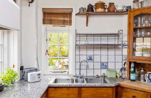 The Walled Garden by Huluki - Foto 6