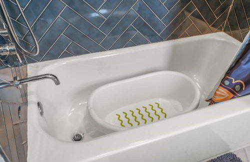 Family Fun South Philly Game House Near Sports Stadiums and Concerts - Foto 85