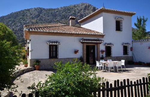 Cortijo Los Alazores, authentic cortijo with private pool - Foto 3