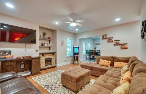 Helen Retreat with Hot Tub, 2 Mi to Downtown! - Foto 24