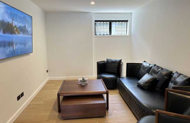 Stunning Lakeview QT Holiday House - Foto 13