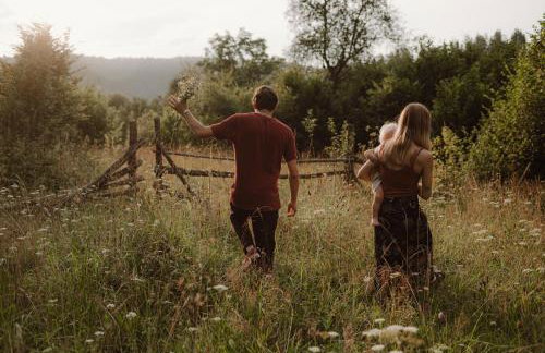 Nad Mikowym Potokiem - wydzielona część drewnianego domu z osobnym wejściem i ogrodem - Foto 8