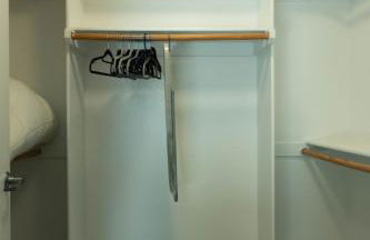 Modern Serenity Apartment for a Comfortable Stay - Foto 33