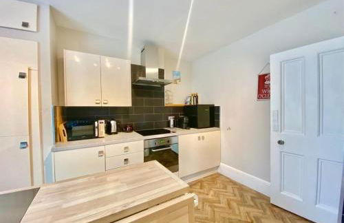 St Catherine's Lookout - Photo 3