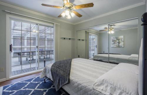 Coburn Cabin @ Country Club Game Room New Central AC Pet and Family-Friendly - Photo 2