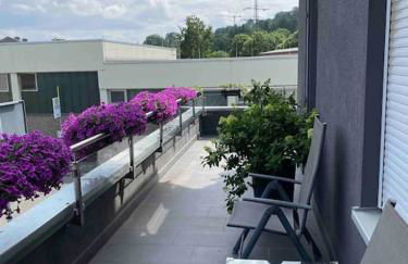 Preiswertes stilvolles Zimmer im privaten Haus mit großem schönem modernem Gemeinschaft Badenzimmer - Foto 61